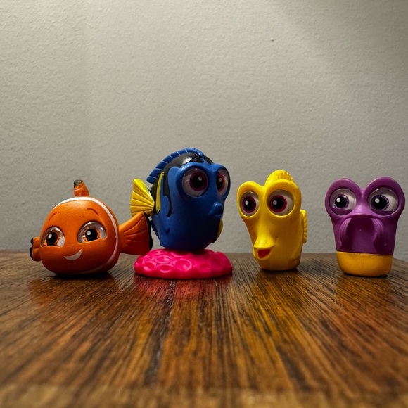 Finding Nemo | Disney | Doorables | Series 11 | Remember when - Picture 1 of 7
